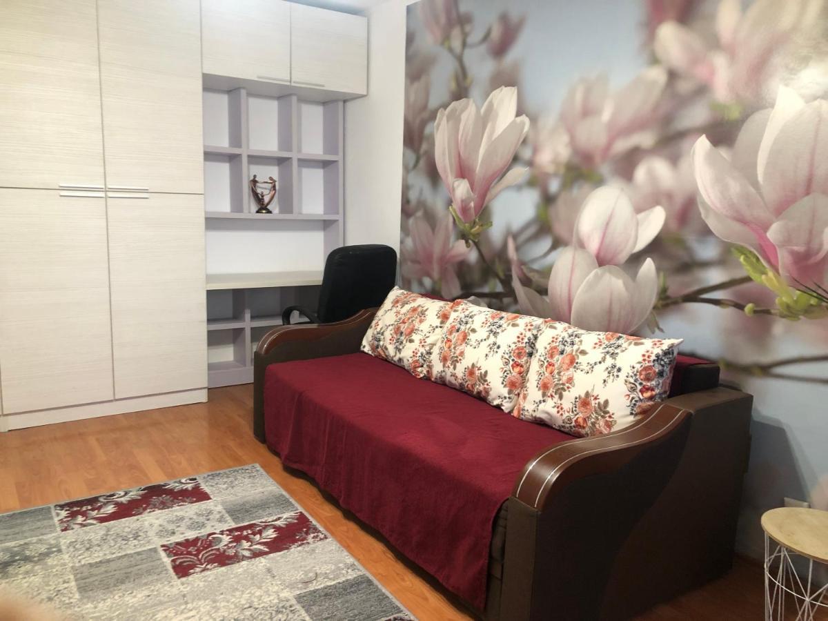 Appartamento Apartament Magnolia, Piata Gorjului- Metrou Bucarest Esterno foto