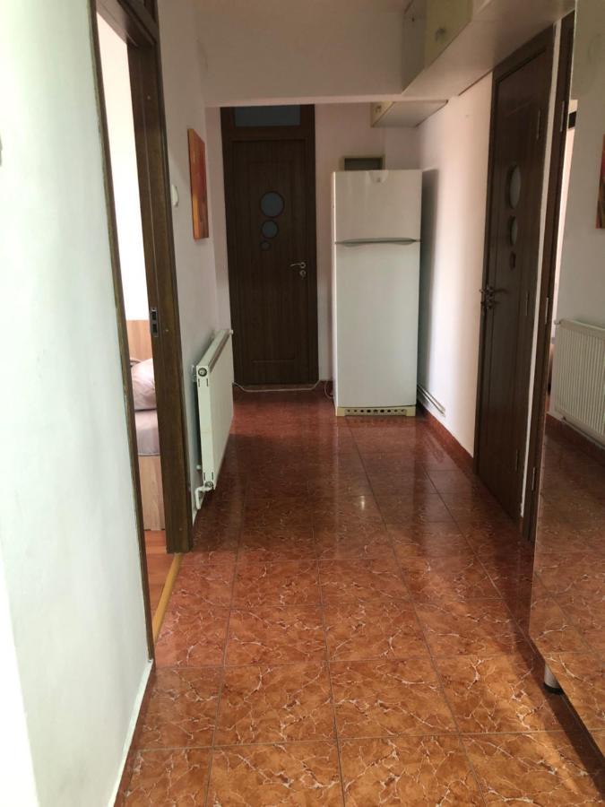Appartamento Apartament Magnolia, Piata Gorjului- Metrou Bucarest Esterno foto